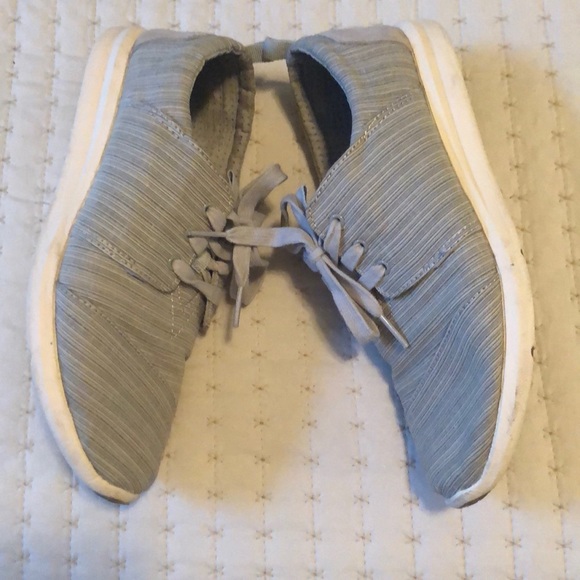 Toms Shoes - TOMS sneakers sz 8